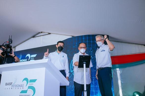 马来西亚巴斯夫国油化学庆祝25周年，宣布新装置将于2024年投产