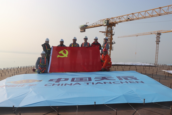 烟台LNG升顶220331 (8)