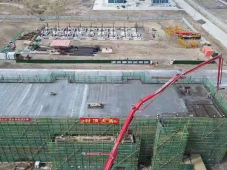 天辰公司承建的新疆新冀能源项目生产办公楼顺利封顶