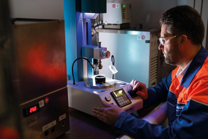 e7817a39f4d1c1667f62528c518698b