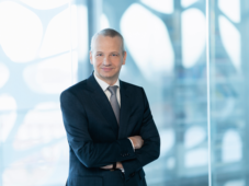 巴斯夫管理层人员变更： 2024年凯礼接替薄睦乐出任巴斯夫集团执行董事会主席