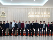 英威达全球CEO再次到访上海，合作方式或深化，尼龙66应用又有新场景