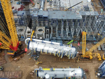 大榭石化炼化一体化项目全厂直径最大塔器吊装告捷