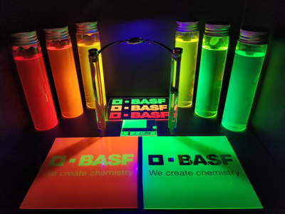 巴斯夫推出升级版 QDYES™：为广色域显示器提供更环保高效的解决方案