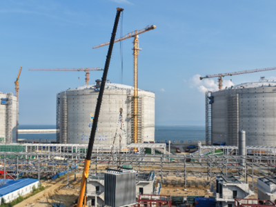 中国化学工程天辰公司赣榆 LNG 接收站 ORV 模块安装完