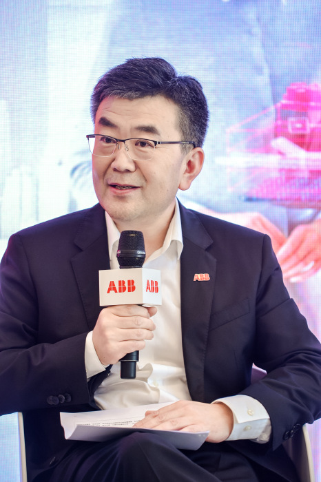ABB中国电气事业部负责人赵永占发言