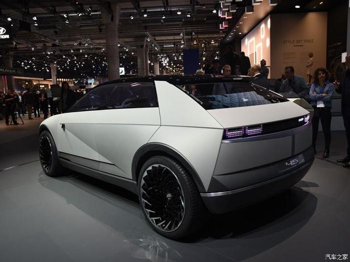 现代(进口) 现代45 2020款 EV Concept