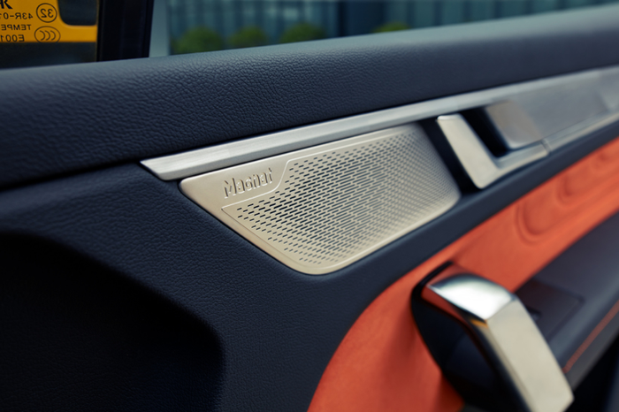 爱驰U6,爱驰汽车