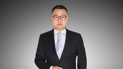 王显刚