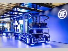 2024国际交通运输博览会: 采埃孚加速领跑，巩固商用车行业领先地位