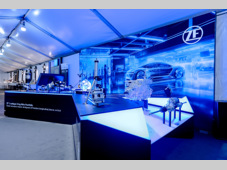 采埃孚与零跑汽车联合技术日：携手共创智能汽车未来