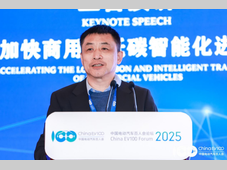 容力：AI大模型突破“长尾困境” 开启重卡自动驾驶仓到仓无人时代