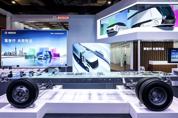 12 超级轻卡智能解决方案 Integrated and intelligent solutions for light-duty trucks