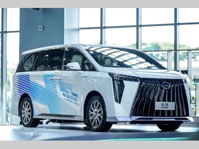 全球首款氢混乘用车——广汽传祺E9氢混版即将亮相！