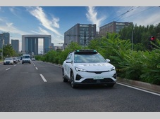 小马智行第七代自动驾驶车辆，北京、广州、深圳开跑！