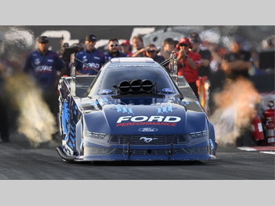 零百加速低于0.5秒什么体验？你所不知道的福特万匹性能车！