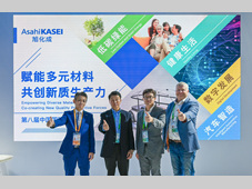 乙腈电解液破局低温瓶颈，12V锂电池“铅改锂”驶入快车道