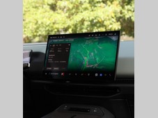 不止于大，更清晰于细：福特智趣烈马用2.5K Mini-LED高清中控屏重塑人车交互视觉体验