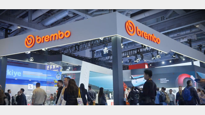 布雷博亮相2025上海法兰克福汽配展 ：全系产品，满足多元需求，每位驾驶者皆可获得量身定制的#制动解决方案 ：从原厂配件到顶级性能产品，从四轮汽车到两轮摩托车全面覆盖。