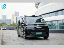 搭载“千线”EM4+全固态E1组合，文远知行升级版前装量产Robotaxi GXR发布