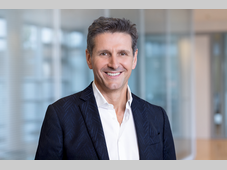 英飞凌持续巩固全球微控制器市场领导地位