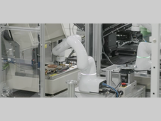 电装布局材料研发新模式 自动化与AI驱动研发范式转型