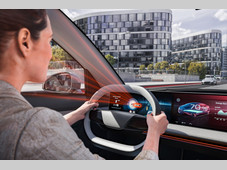 【北京车展】欧摩威集团斩获屏下摄像头OLED显示屏重磅订单