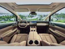 2026北京车展 | 哈曼Ready Display中国量产首发 赋能北汽极狐问道V9