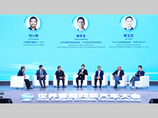 比亚迪杨冬生对自动驾驶发展路径的看法