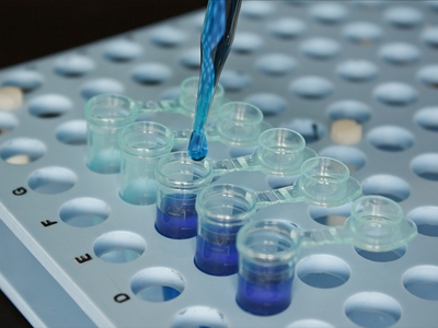 一家中国Biotech企业反向收购了美股上市公司