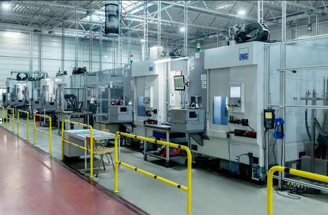 MAT Machining Europe GmbH公司的差速器外壳生产过程令人印象深刻：公司共有五条大型生产线，每条生产线配备七台通过TrackMotion连接在一起的埃马克机床