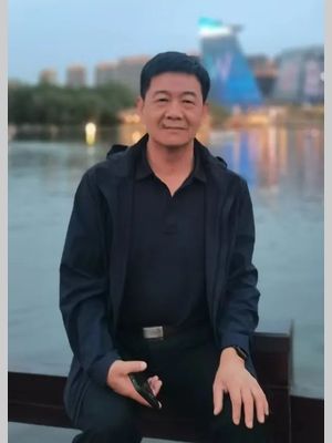 郭德伦