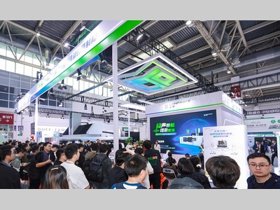 汇专双超声绿色复材龙门五轴联动加工中心在CIMT全球盛大发布