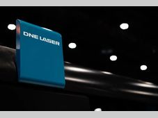 从 “升” 出发！DNE 以百超「独立子品牌」身份亮相美国FABTECH 2025，青绿色标识诠释成长哲思