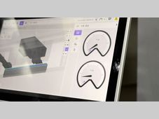 百超板材厚度自动补偿技术：告别批次波动，稳握折弯精度