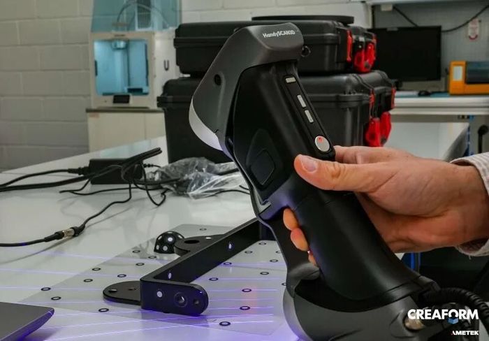 NP-HandySCAN 3D-C5S04618-1.jpg