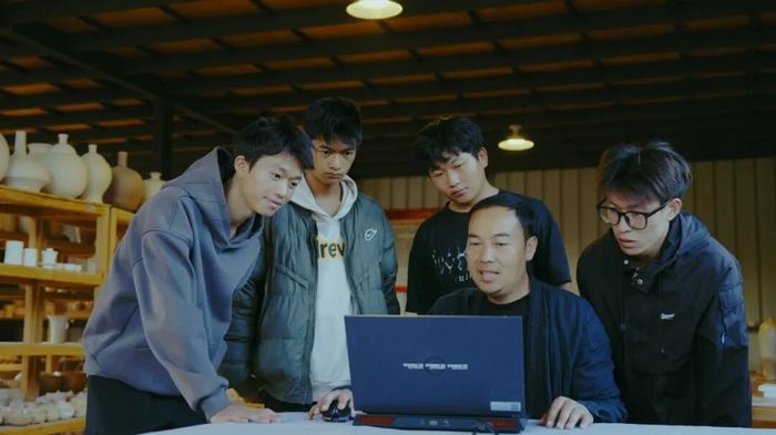 Timeline 1_01_02_47_29.jpg