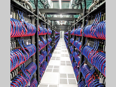 用液体冷却 用服务器加热