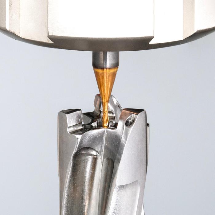 图4 在微型刀具系列中，直径0.3至4毫米的新款小直径立铣刀已完成换代