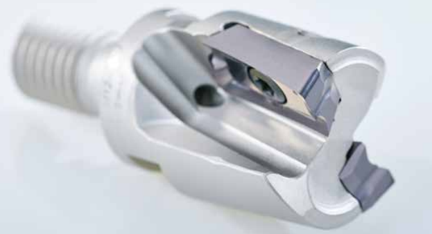 得益于世界各地CemeCon涂层中心的镜像加工和生产，使得全球各地的刀具制造商足不出户就能享受到与德国本土同等质量的优质涂层服务