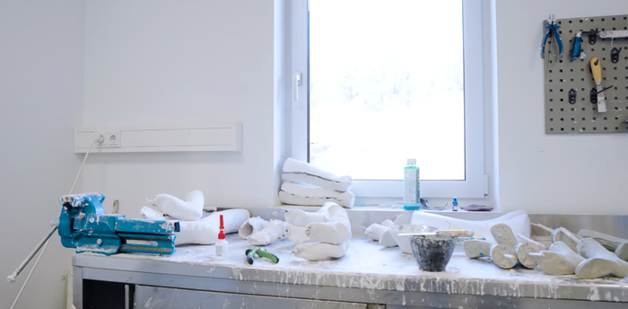 Traditional Plaster Casting Method.png