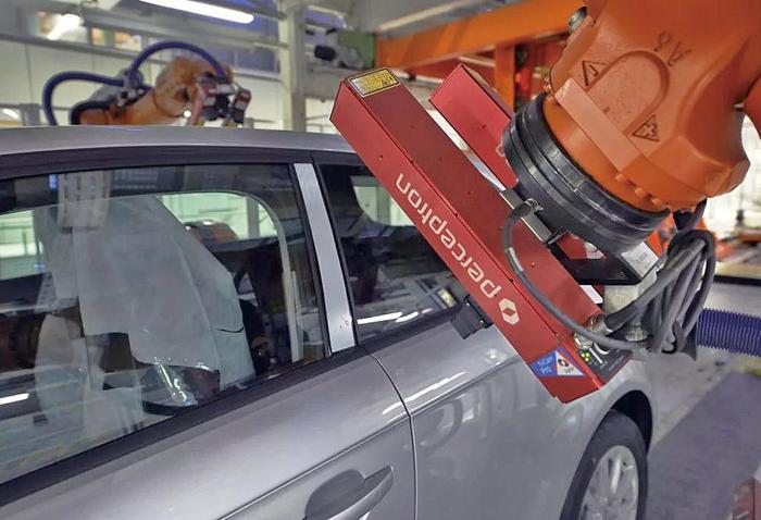 伯赛的计量解决方案协助企业运用管理复杂的生产过程，改进产品质量、缩短产品开发时间以及降低制造成本并为过程优化提供100%的数据