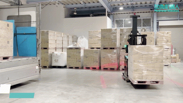 案例 | 飞翼门无人装卸，劢微机器人助力日本食品饮料工厂打通智能搬运“最后100米”