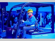 让力量更有温度！比亚迪叉车打造平凡岗位的“超级装备”