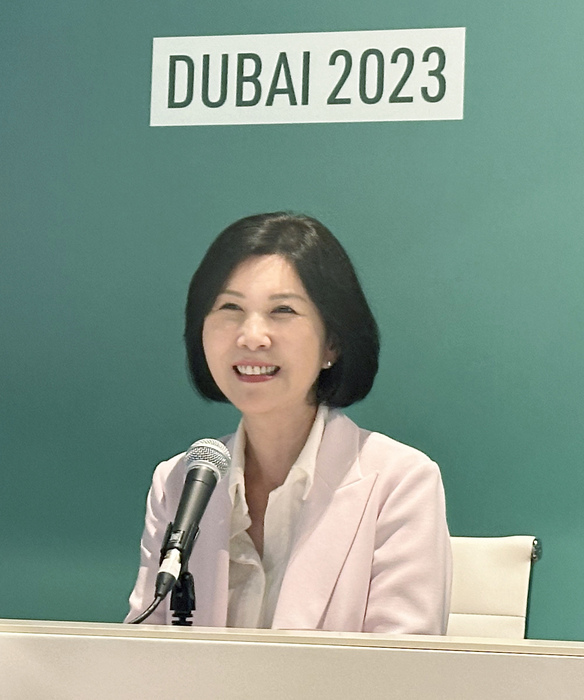 2. 台达首席品牌官郭珊珊于COP28分享公司落实内部碳定价管理机制的经验。