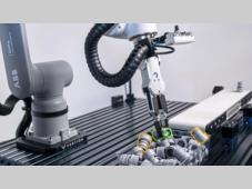 人工智能如何为工业机器人按下“加速键”