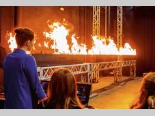 倍福 | EtherCAT 与基于 PC 的控制技术为巡回演唱会“火蛇”保驾护航