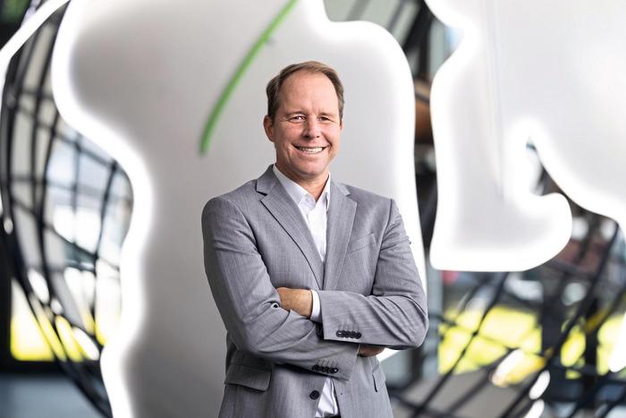 Moebus_Ralf_16_${0125254945}