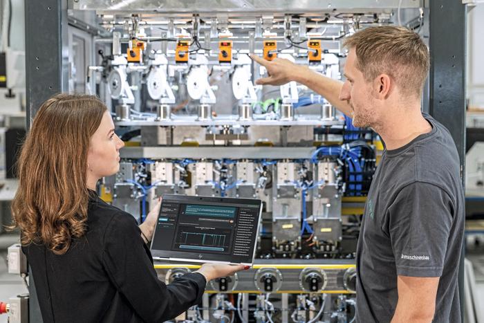 Production-Data-Agent-im-Einsatz_${0130133498}