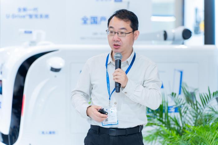 驭势科技联合创始人、首席产品官周鑫